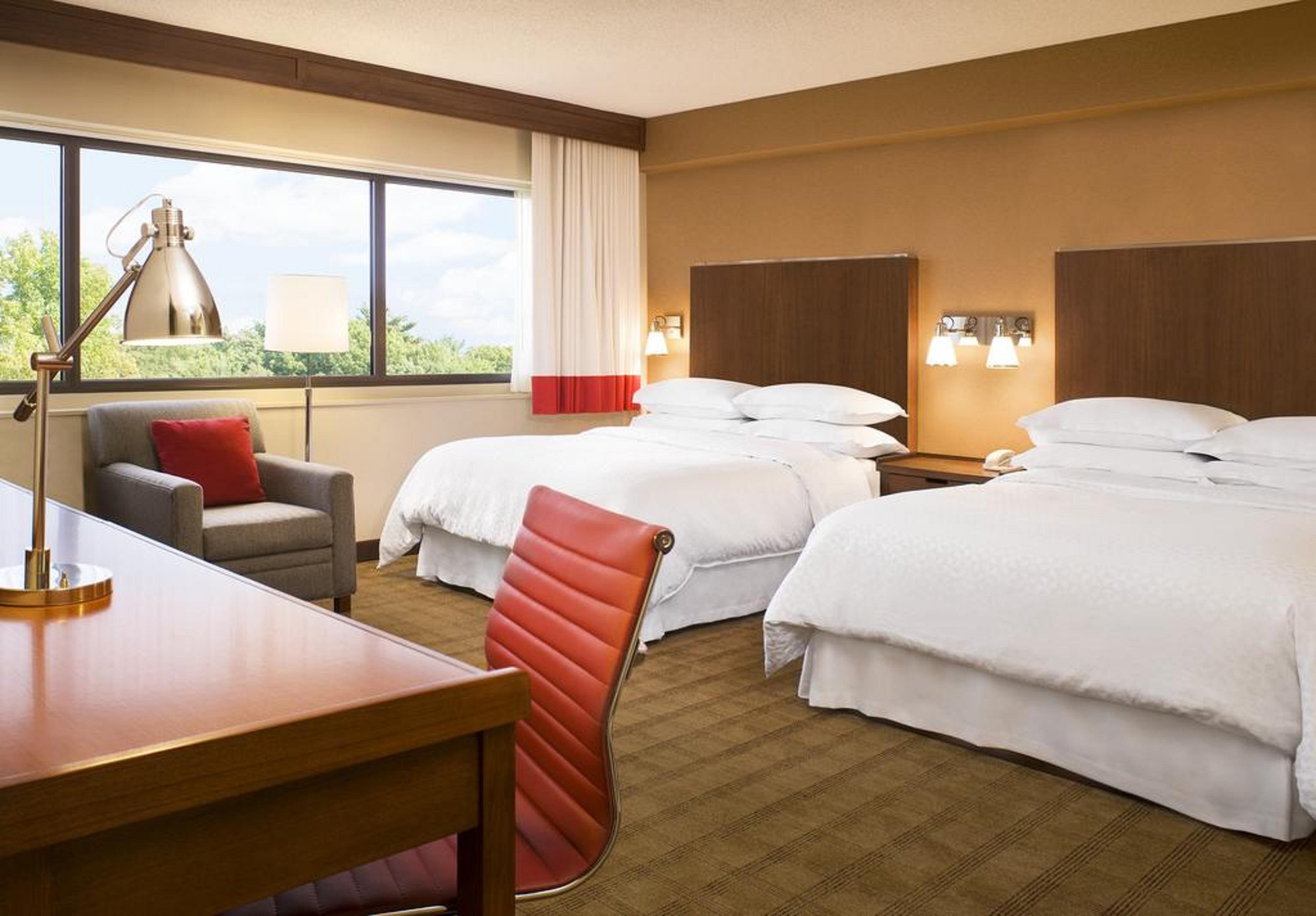 Four Points By Sheraton Cleveland Airport Ngoại thất bức ảnh
